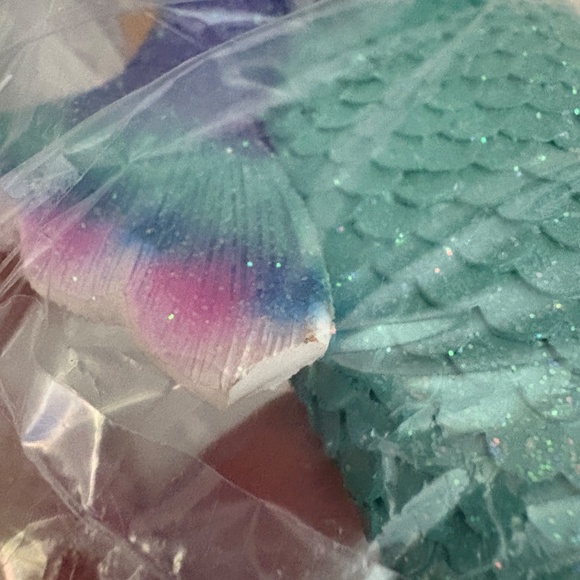 (2/75) Mermen couple december diamonds gift ornament - Picture 3 of 3